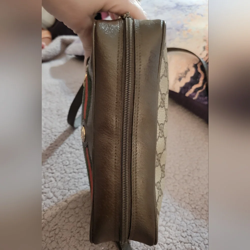 Authentic Gucci Sherry Line Bag With GG Pattern - Picture 15 of 16